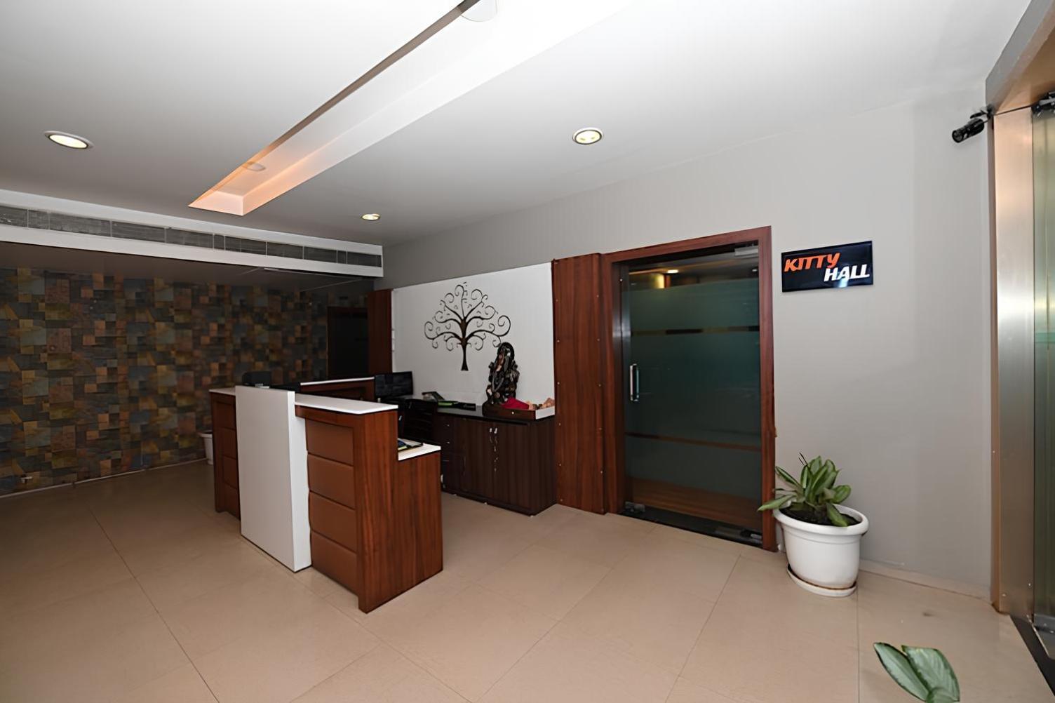 Club 7 Resort And Banquets Bareilly Exterior foto